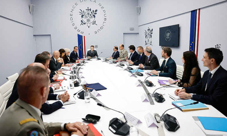 France will never take part in operations to unblock Hormuz Strait amid hostilities, declares Macron